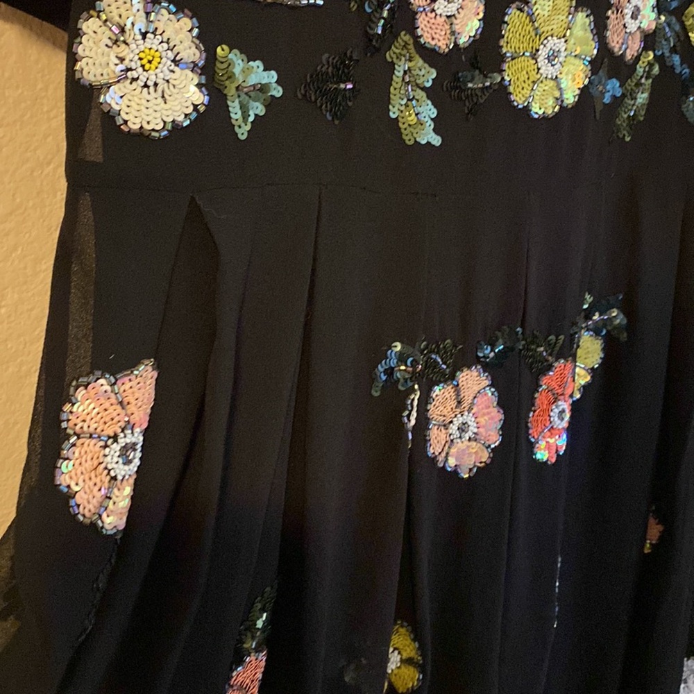 Needle&thread embellished black floral Locket dress size 2 - Picture 12 of 13